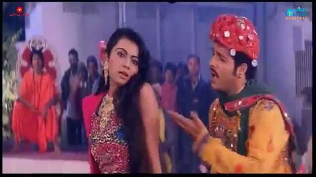 Watch Hot Bhojpuri Item Song From Movie Gulab Theatre Video