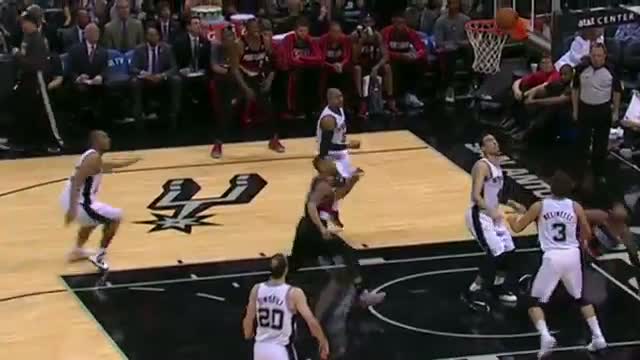 Watch NBA: Mo Williams Gets the Circus Shot to Go (Basketball Video) Video