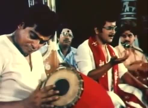 Watch Mari Mari Ninne - Sindhu Bhairavi - Sivakumar & Suhasini Video