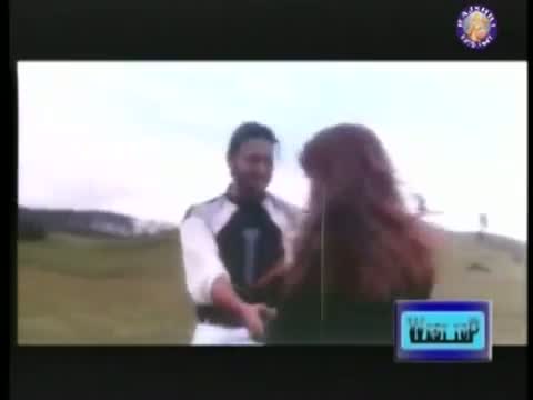 Watch En Manathai Kollai - Kalluri Vasal - Prashanth & Pooja Bhatt Video