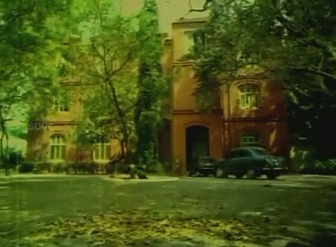 Watch Vaasal Idhu Vaasal - Anand, Sivaranjani - Thalai Vaasal - Tamil Classic Song Video