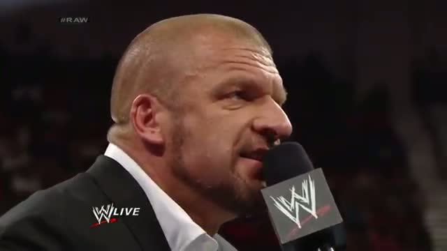 Watch The Shield continues to target Evolution: WWE Raw, May 12, 2014 Video