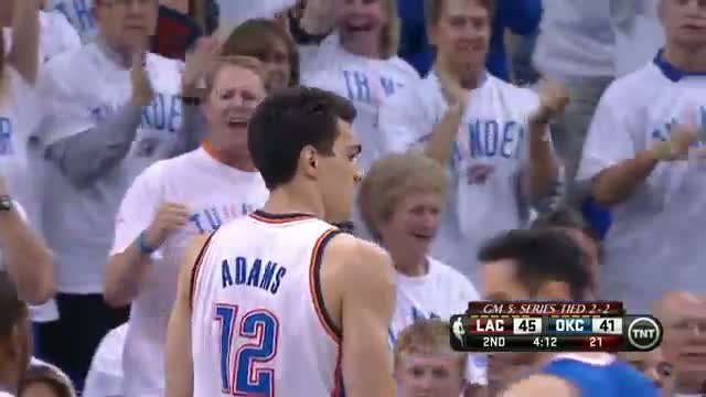 Watch NBA: Steven Adams Dunks on One End and Swats on the Other (Basketball Video) Video