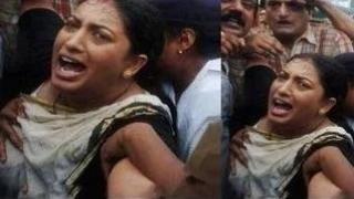Watch Smriti Irani GROPED & MOLESTED in PUBLIC Video