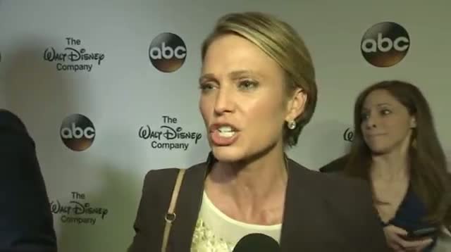 Watch Journalists Show Support for Barbara Walters Video