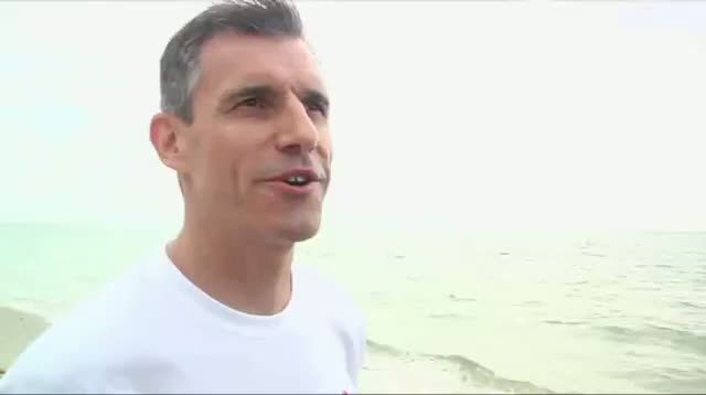 Watch Rehabilitated Sea Turtle Returns to Fla. Waters Video