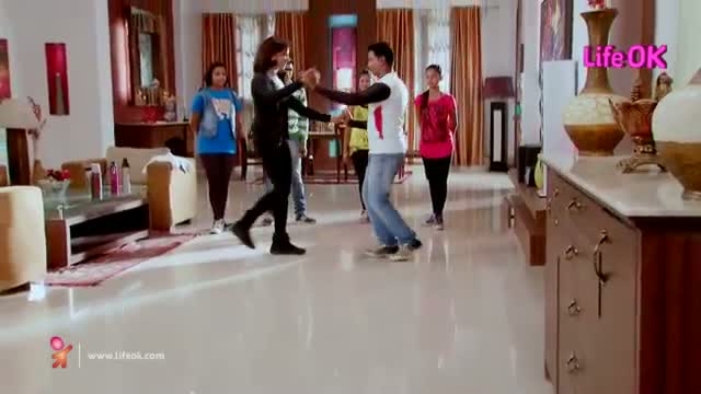 Watch Tumhari Paakhi - 19th May 2014 : Ep 135 Video