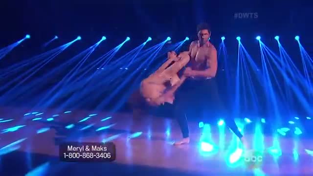 Watch Dancing With the Stars (Season 18): Finale (Meryl Davis & Maks Chmerkovskiy | Freestyle) Video