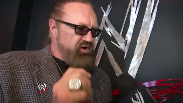 Watch WWE Legends talk about Tony Atlas' cooking: WWE Legends' House Exclusive Video