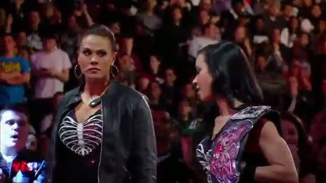 Watch The Divas find out about their WrestleMania match: WWE Total Divas, May 25, 2014 Video