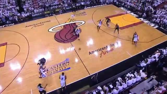 Watch NBA: LeBron James Drives the Heat Past the Pacers in Game 4 (Basketball Video ) Video