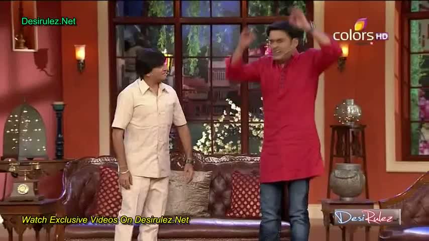 Watch Comedy Nights with Kapil - Himesh Reshammiya, Sonali Raut & Zoya Afroz - 1st June 2014 - Part 1/4 Video