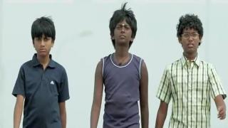 Watch Angry Birds (Official Full Tamil Video Song) - Poovarasam Peepee Movie Video