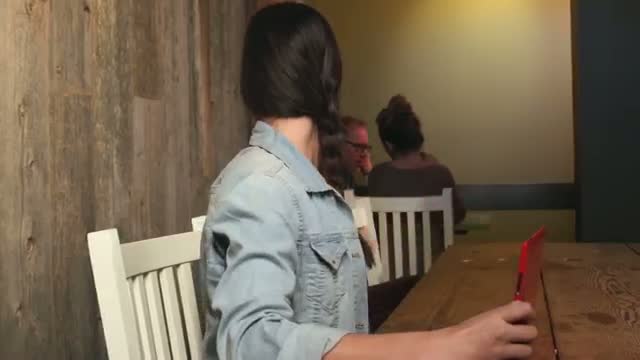 Watch The Nokia Lumia 2520 Video