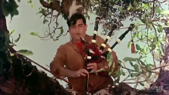 Watch Bol Radha Bol Sangam - Raj Kapoor - Vyjayanthimala - Sangam - Old Songs - Mukesh Video