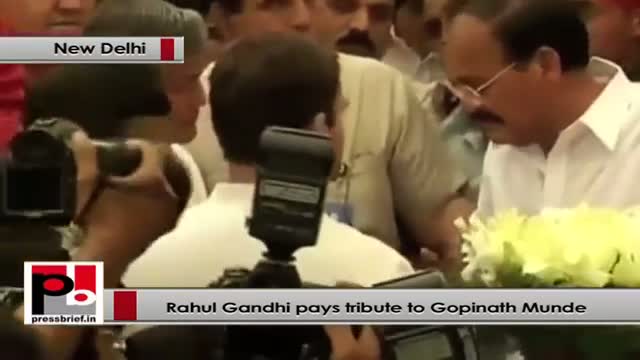 Watch Rahul Gandhi pays tribute to Gopinath Munde Video