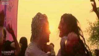 Watch Lekar Hum Deewana Dil 'Tu Shining' Song ft. Armaan & Deeksha Video