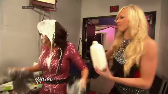 Watch Layla cries over spilled milk: WWE Raw, June 9, 2014 Video