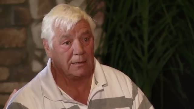 Watch Pat Patterson comes out: WWE Legends' House, June 12, 2014 Video