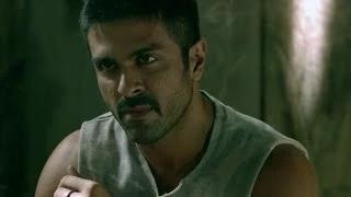 Watch Harman Baweja is a gangster by profession - Dishkiyaoon Video