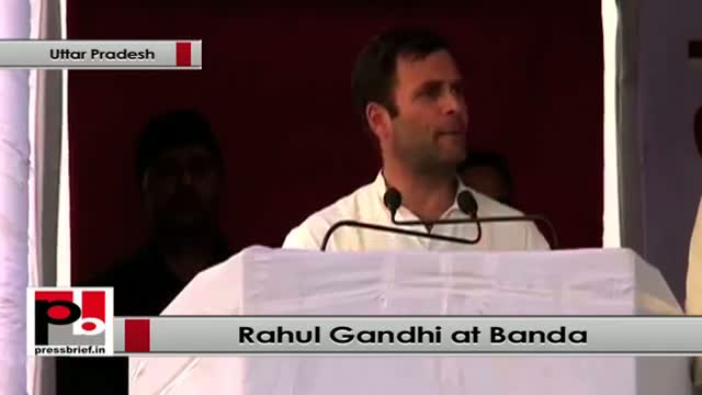 Watch Rahul Gandhi - a leader who gives equal respects to everyone Video