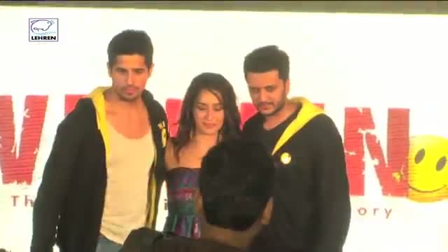 Watch Aditya Roy Kapoor Siddharth Malhotra Fights For Shraddha Kapoor Video