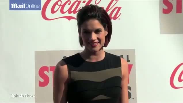 Watch Missy Peregrym poses at the 2013 Streamy Awards Video