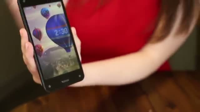 Watch Hands On: Amazon's Fire Phone Video