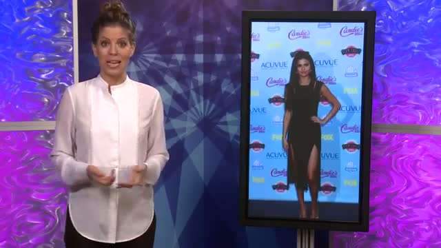 Watch Selena Gomez 'Very Cooperative' with Police During House Call Video