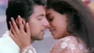 Watch Ayyo Ayyo Song - M Kumaran S/O Mahalakshmi Video