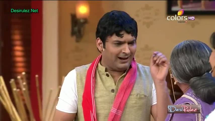 Watch Comedy Nights with Kapil - Armaan Jain with cousin Karisma Kapoor - 22 June 2014 - Part 2/4 Video
