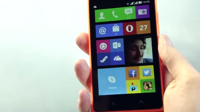 Watch Nokia X2 First Impressions Video