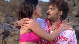 Watch Therupuzhidi (Full Tamil Song) - Vaada Video