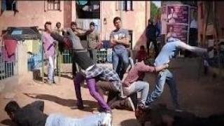 Watch Kakidha Kappal Official Full Tamil Song - Madras Video