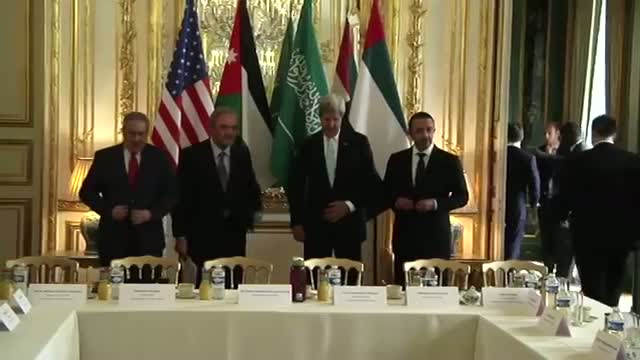 Watch Iraqi Shiites Pushing for Al-Maliki's Removal Video