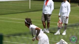 Watch Roger Federer on the Wimbledon practice courts Video