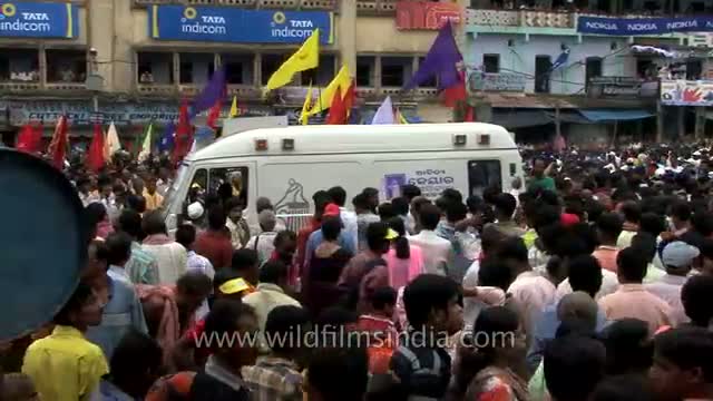 Watch Medical team in action during Ratha Yatra - Puri Video