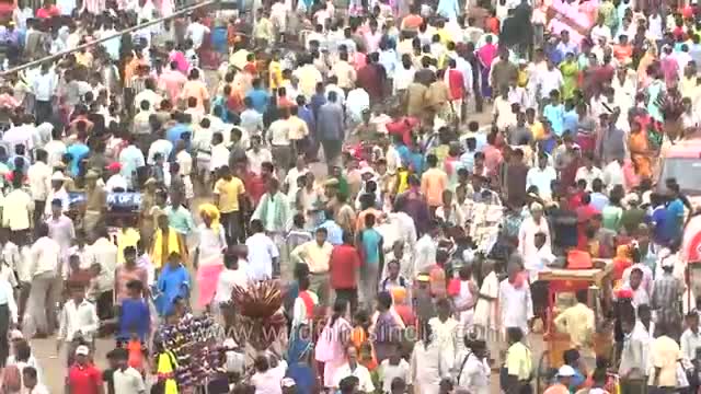 Watch Scores of devotees attend 'Chariot Festival' of Puri Video