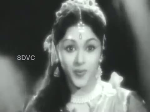 Watch Idhayam Thannaiye - M. G. Ramachandran, Padmini, Lalitha - Raja Rajan - Tamil Classic Song Video