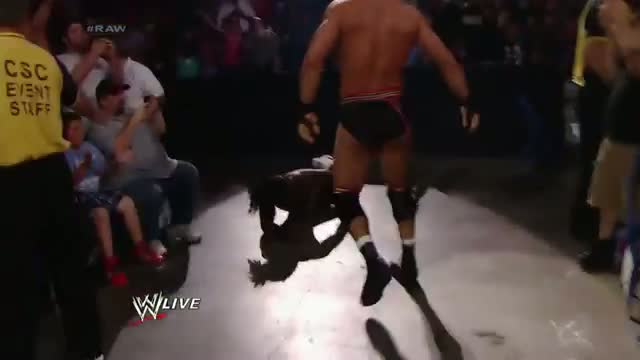Watch Kofi Kingston vs. Cesaro: WWE Raw, June 30, 2014 Video
