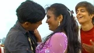 Watch Kabo Chudi Khan Khawe Le | Hoi Dhmaal | New Bhojpuri Songs 2014 Video