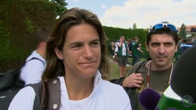 Watch Amelie Mauresmo enjoying Murray challenge - Wimbledon 2014 Video