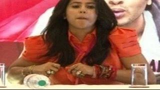 Watch Ekta Kapoor ADJUSTS her dress in PUBLIC Video