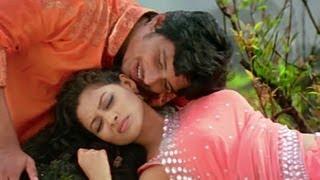 Watch Perunthil Nee Enakku (Full Tamil Song) - Pori Video