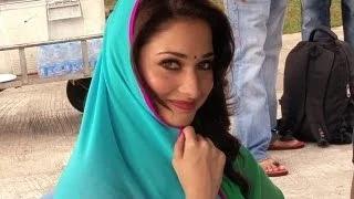 Watch Akshay Ragging Tamannaah - Behind the Scenes Making - Its Entertainment (2014) Video