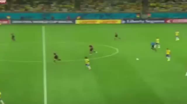 Watch Oscar Goal - Brazil vs Germany 2014 - FIFA World Cup 2014 Video