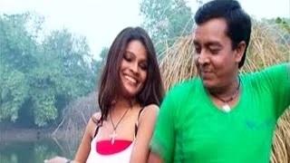 Watch Dheere Se Chali Aahiya | Bhojpuri Latest Romantic Love Song 2014 Video