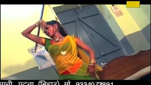 Watch Ab ho gaini siyan kare di neman | Guddu Rashila | New Bhojpuri Hot Songs Video