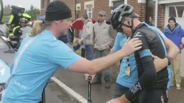 Watch Froome Crashes Out on Bumpy 5th Tour Stage Video