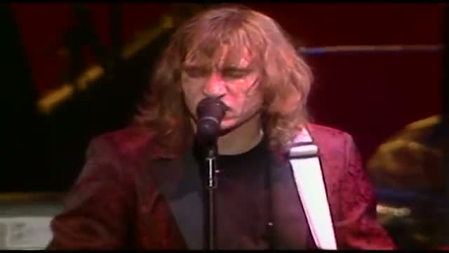 Watch Life In the Fast Lane (Live in L.A. 1992) Video
